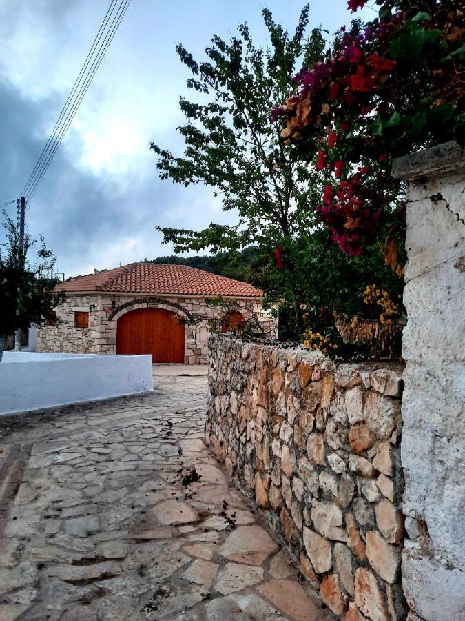 Katoi Traditional House Exo Khora Bagian luar foto